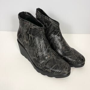 Toni Pons Anke Booties Wedge Heel Snake Print Stretchy  Women’s Shoes size US 5